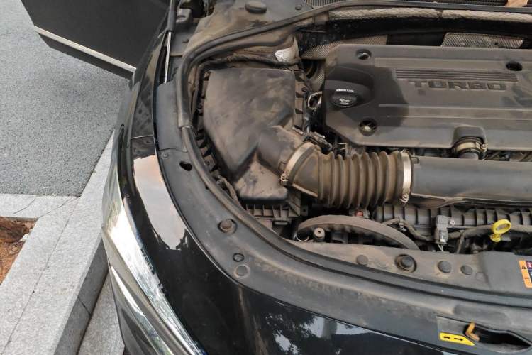 Used Buick LaCrosse 2021 652T Luxury Model Engine Bay Right