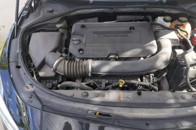 Used Buick LaCrosse 2021 652T Luxury Model Engine Bay Right