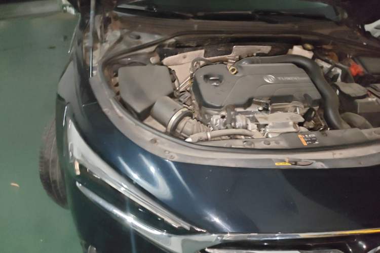 Used Buick LaCrosse 2021 552T Luxury Version Engine Bay Right