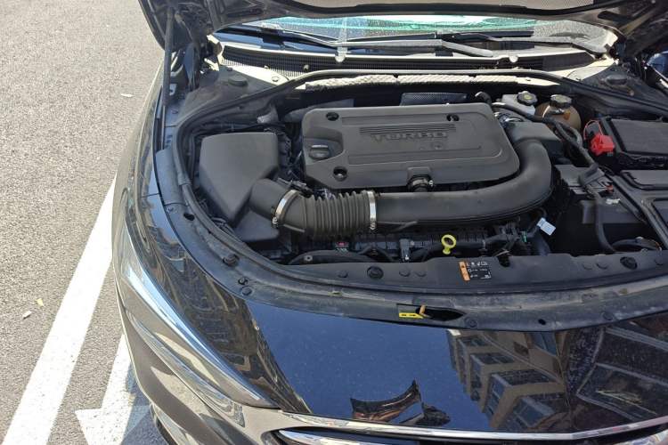Used Buick LaCrosse 2021 652T Luxury Model Engine Bay Right