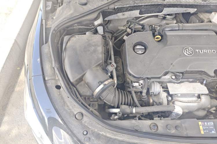 Used Buick LaCrosse 2021 552T Luxury Version Engine Bay Right