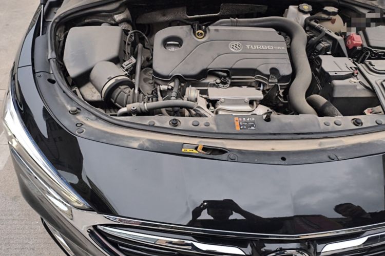 Used Buick LaCrosse 2021 552T Luxury Version Engine Bay Right