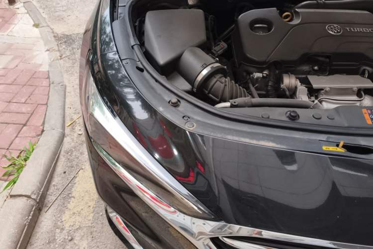 Used Buick LaCrosse 2021 552T Luxury Version Engine Bay Right