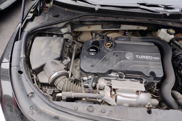 Used Buick LaCrosse 2021 552T Luxury Version Engine Bay Right
