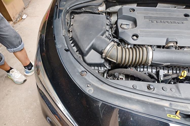 Used Buick LaCrosse 2021 652T Luxury Model Engine Bay Right