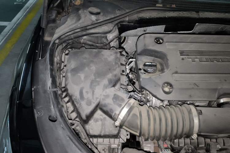 Used Buick LaCrosse 2021 652T Luxury Model Engine Bay Right