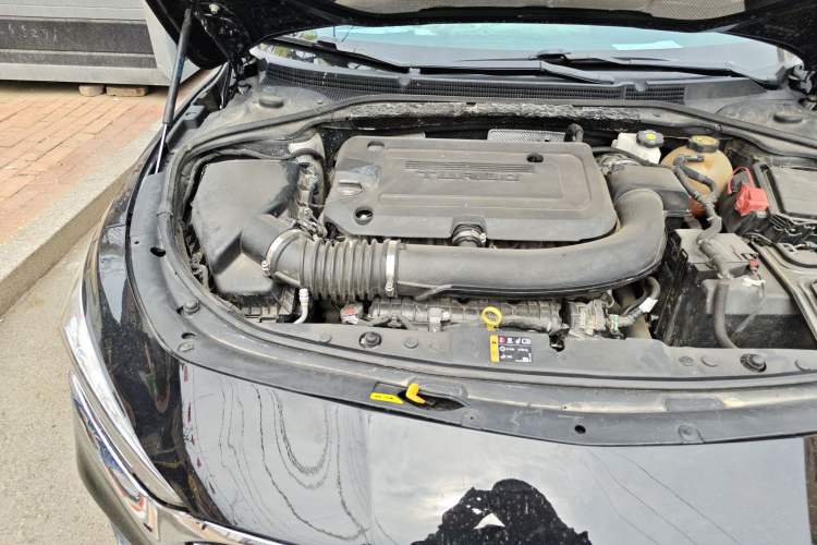 Used Buick LaCrosse 2021 652T Luxury Model Engine Bay Right