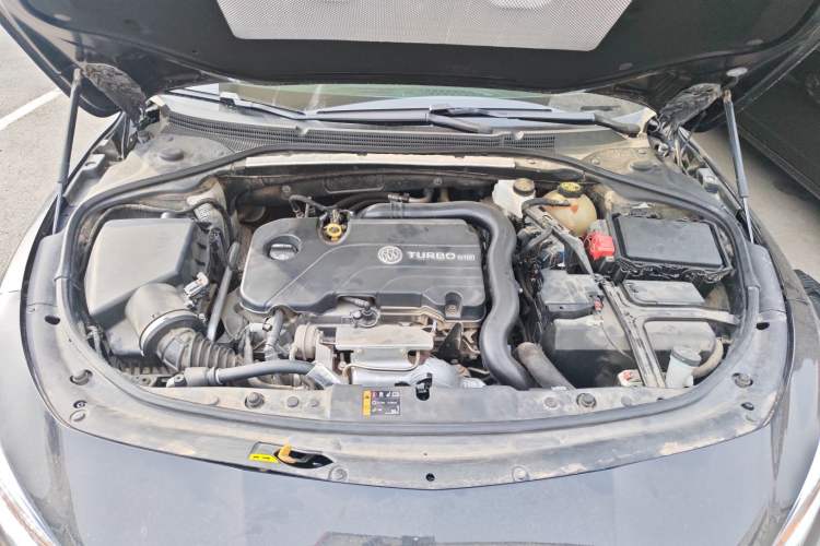 Used Buick LaCrosse 2021 552T Luxury Version Engine Bay