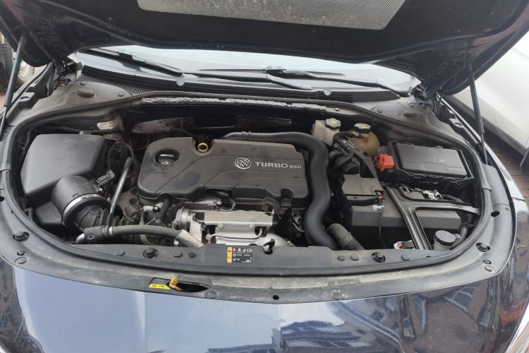 Used Buick LaCrosse 2021 552T Luxury Version Engine Bay