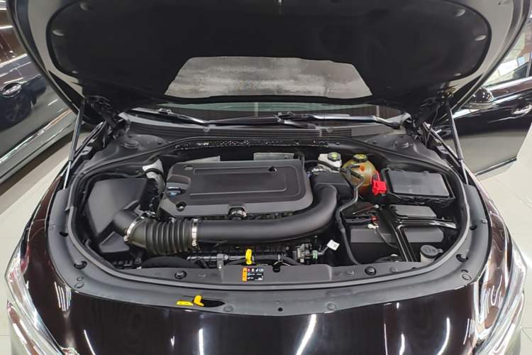 Used Buick LaCrosse 2021 652T Premium Edition Engine Bay