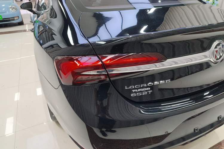 Used Buick LaCrosse 2021 652T Luxury Model Exterior 3