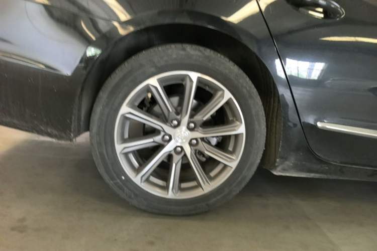Used Buick LaCrosse 2021 652T Luxury Model Exterior 5