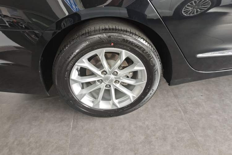 Used Buick LaCrosse 2021 552T Luxury Version Exterior 5