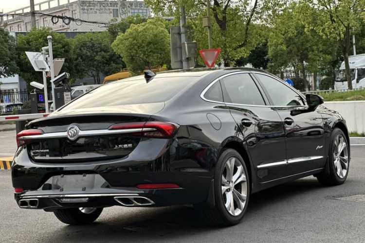 Used Buick LaCrosse 2021 Avenir Avia First-Edition Model Exterior 6