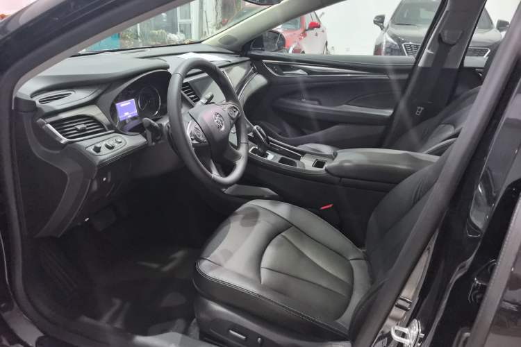 Used Buick LaCrosse 2021 652T Luxury Model Exterior 8