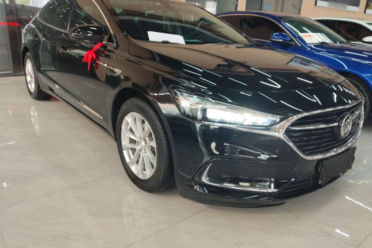 Used Buick LaCrosse 2021 552T Luxury Version Front Right 45 Deg