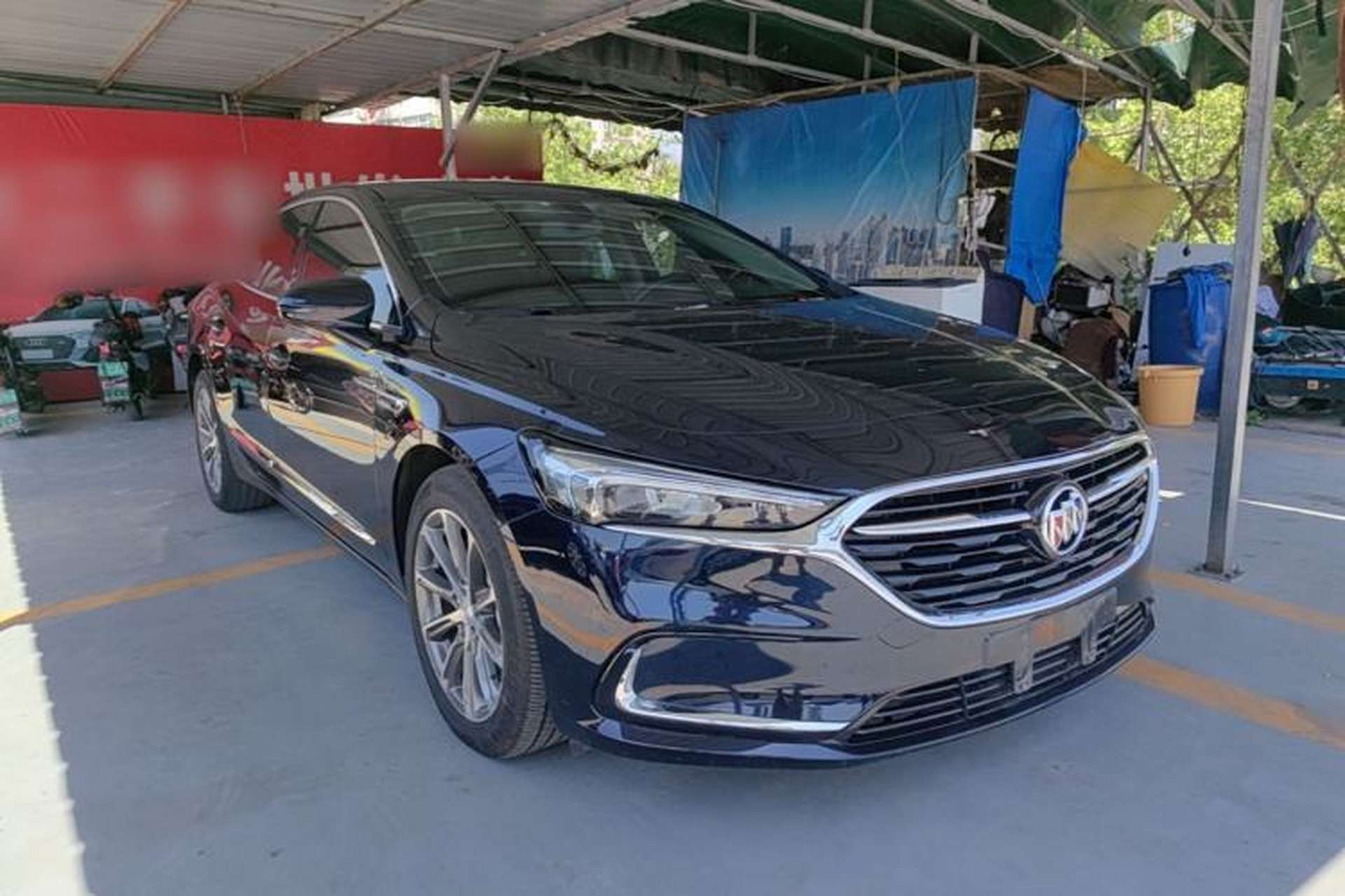 Used Buick LaCrosse 2021 652T Luxury Model Front Right 45 Deg