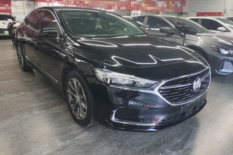 Used Buick LaCrosse 2021 652T Luxury Model Front Right 45 Deg