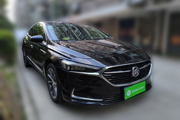 Used Buick LaCrosse 2021 652T Luxury Model Front Right 45 Deg