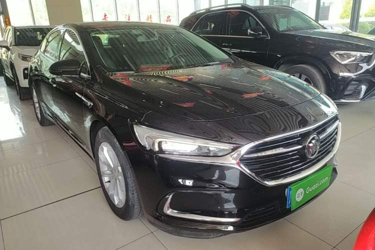 Used Buick LaCrosse 2021 552T Luxury Version Front Right 45 Deg