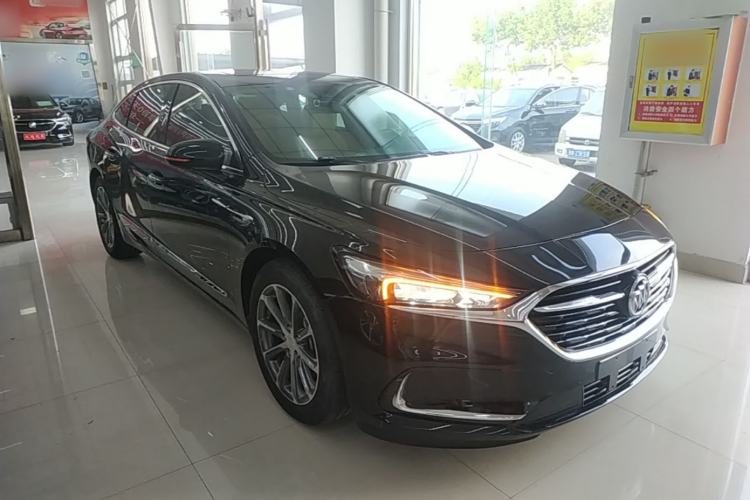 Used Buick LaCrosse 2021 652T Premium Edition Front Right 45 Deg