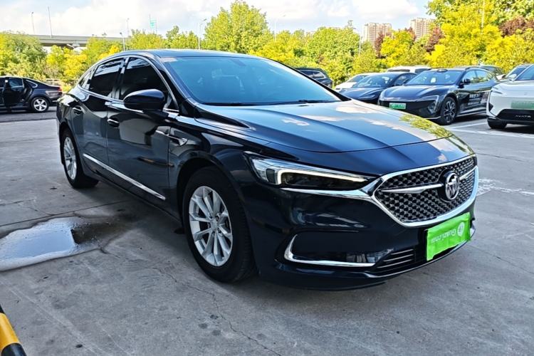 Used Buick LaCrosse 2021 552T Luxury Version Front Right 45 Deg
