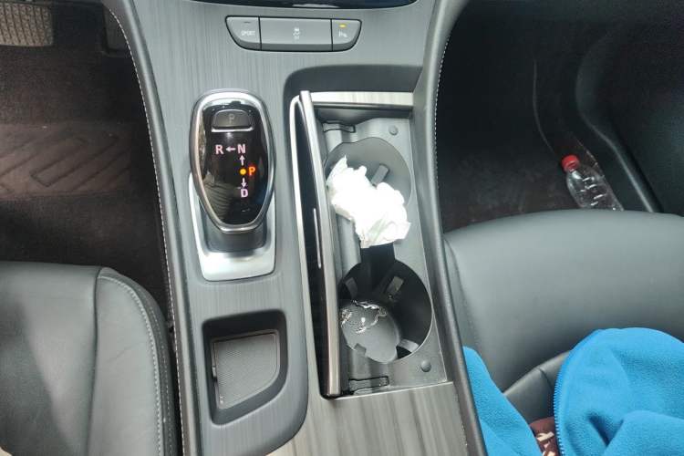 Used Buick LaCrosse 2021 652T Luxury Model Gear Lever