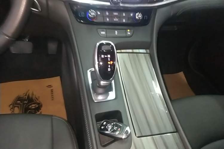 Used Buick LaCrosse 2021 652T Luxury Model Gear Lever