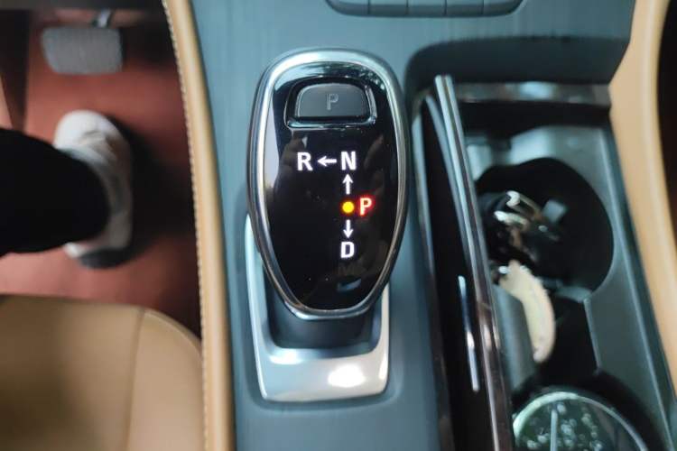 Used Buick LaCrosse 2021 652T Premium Edition Gear Lever