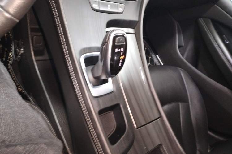 Used Buick LaCrosse 2021 652T Luxury Model Gear Lever