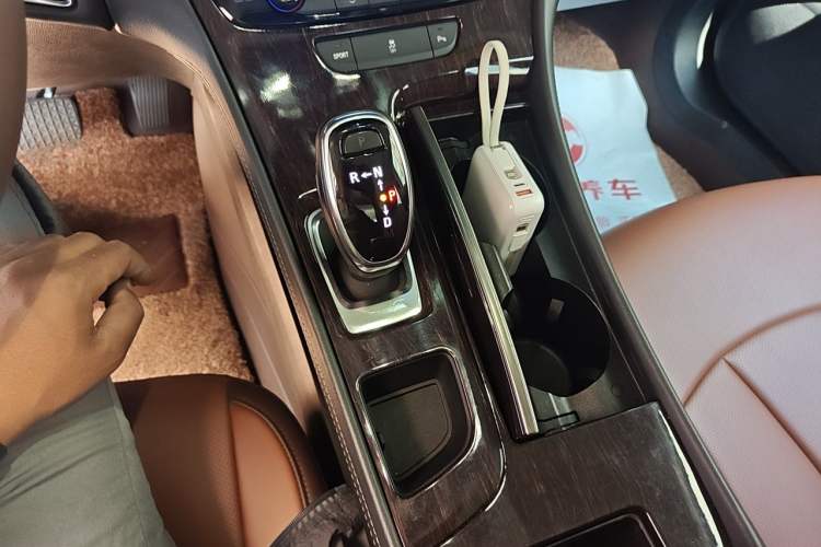 Used Buick LaCrosse 2021 652T Luxury Model Gear Lever
