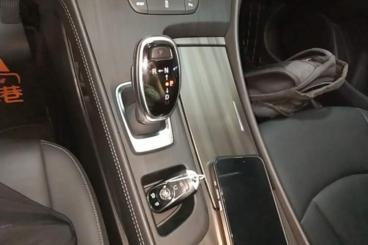 Used Buick LaCrosse 2021 652T Luxury Model Gear Lever
