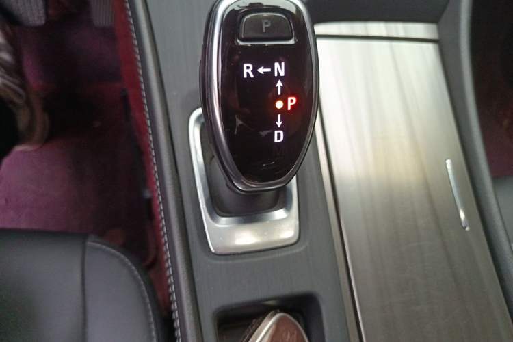 Used Buick LaCrosse 2021 652T Luxury Model Gear Lever