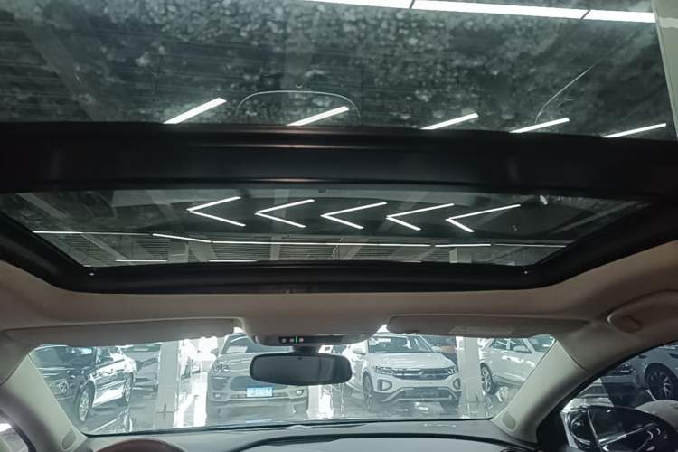 Used Buick LaCrosse 2021 652T Luxury Model Headliner