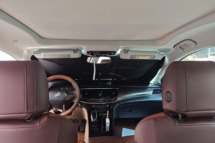 Used Buick LaCrosse 2021 652T Luxury Model Headliner