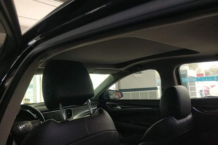 Used Buick LaCrosse 2021 552T Luxury Version Headliner