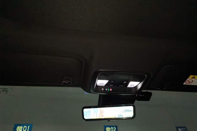 Used Buick LaCrosse 2021 652T Premium Edition Headliner