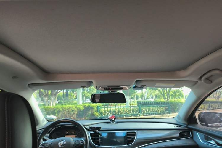 Used Buick LaCrosse 2021 652T Luxury Model Headliner