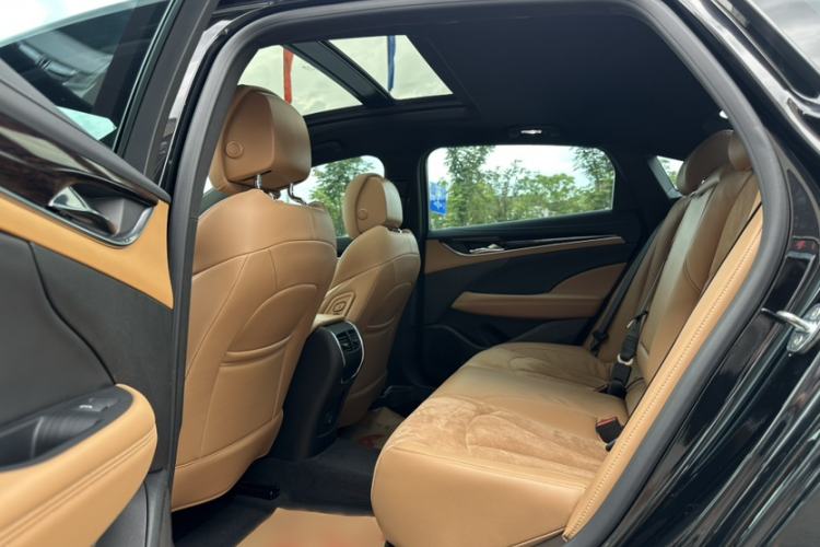 Used Buick LaCrosse 2021 652T Premium Edition Interior 1
