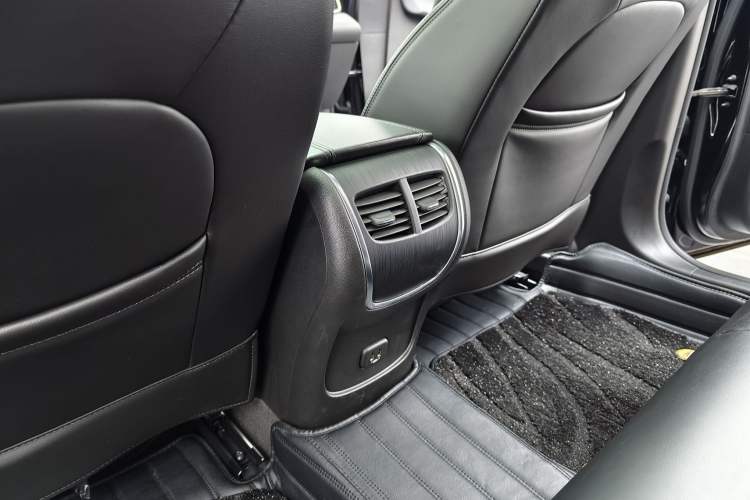 Used Buick LaCrosse 2021 652T Luxury Model Interior 10