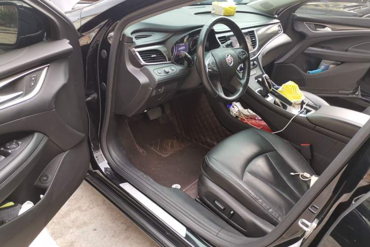 Used Buick LaCrosse 2021 652T Luxury Model Interior 3
