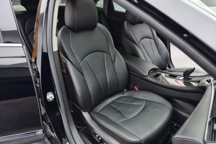 Used Buick LaCrosse 2021 652T Luxury Model Interior 3