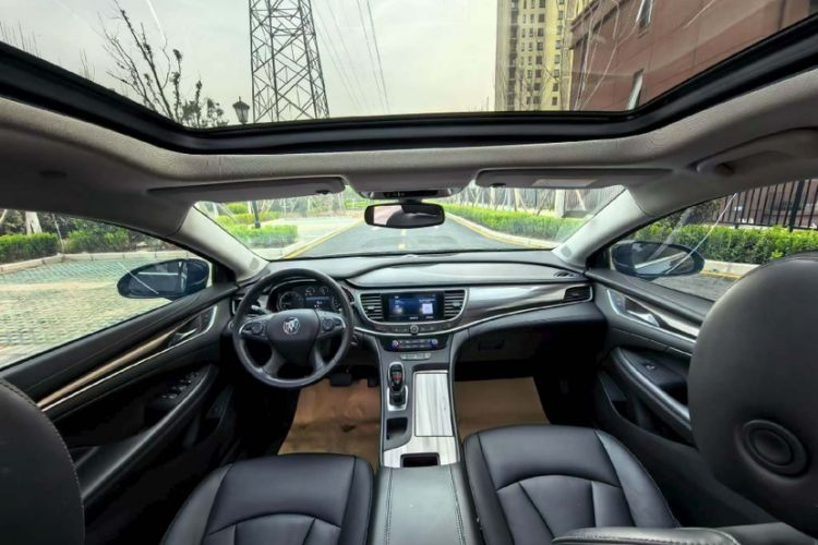Used Buick LaCrosse 2021 652T Luxury Model Interior 3