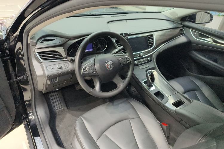 Used Buick LaCrosse 2021 652T Luxury Model Interior 3