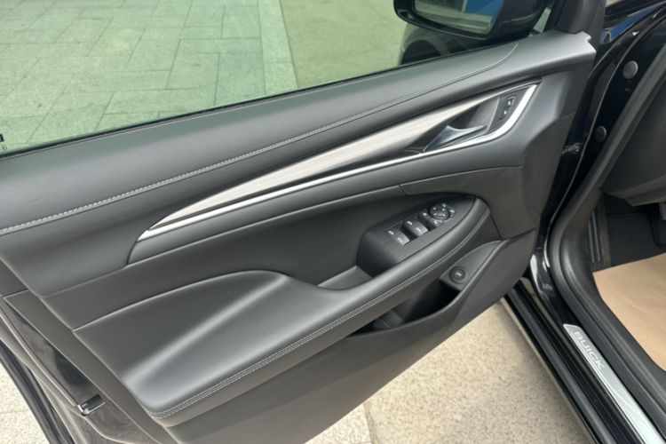 Used Buick LaCrosse 2021 652T Luxury Model Interior 4