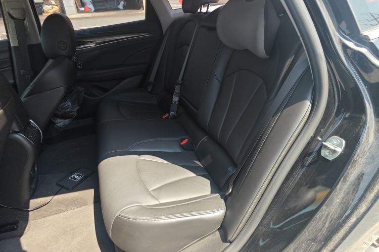 Used Buick LaCrosse 2021 652T Luxury Model Interior 4