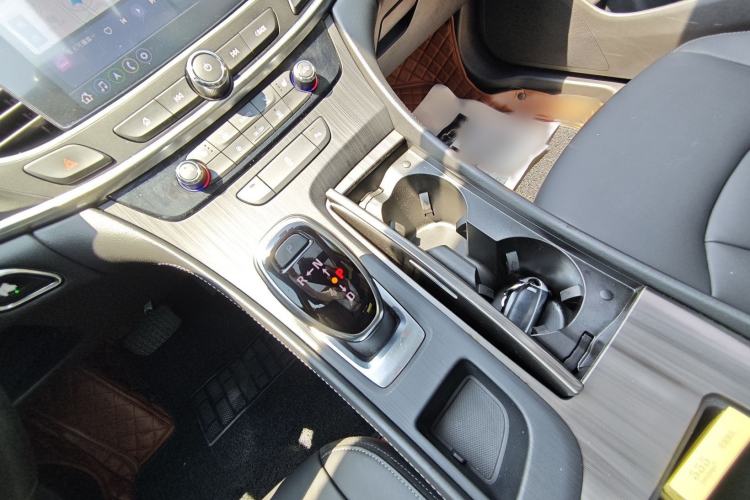 Used Buick LaCrosse 2021 652T Luxury Model Interior 7