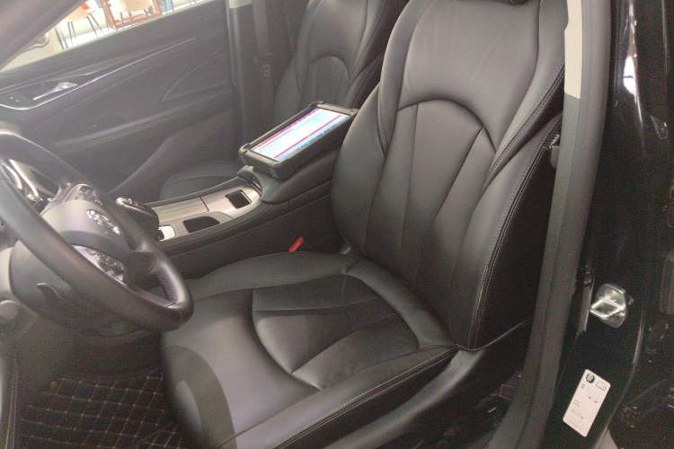 Used Buick LaCrosse 2021 552T Luxury Version Left Front Seat