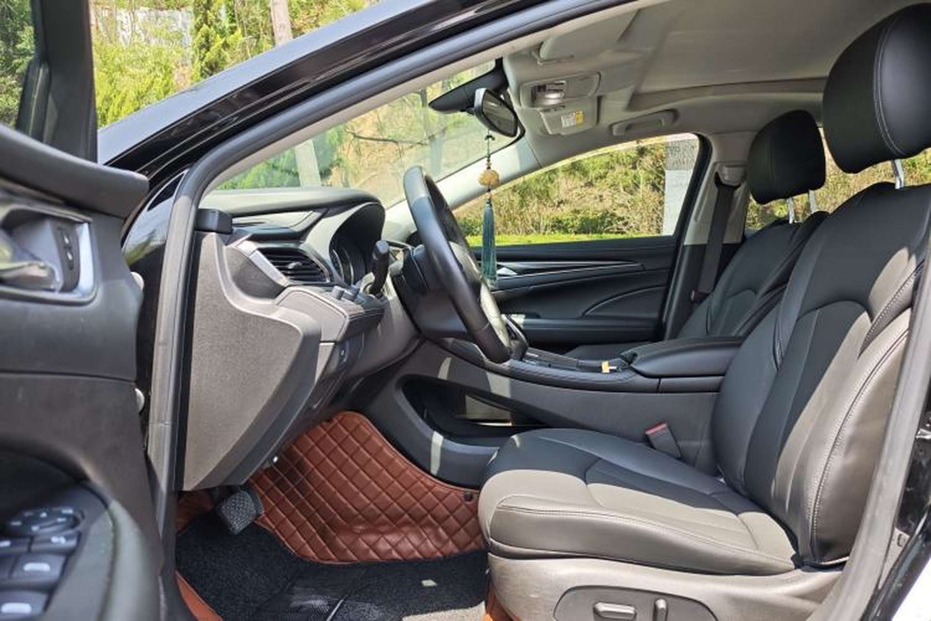 Used Buick LaCrosse 2021 652T Luxury Model Left Front Seat
