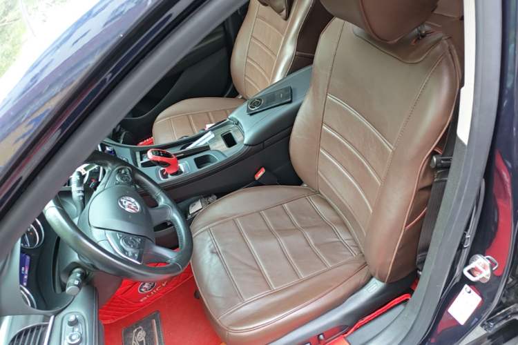 Used Buick LaCrosse 2021 552T Luxury Version Left Front Seat